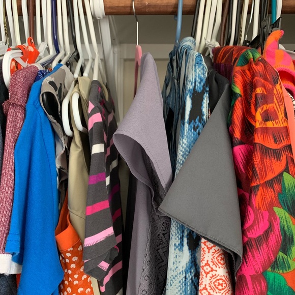 Gorgeous Aeropostale Blouse - Picture 4 of 4